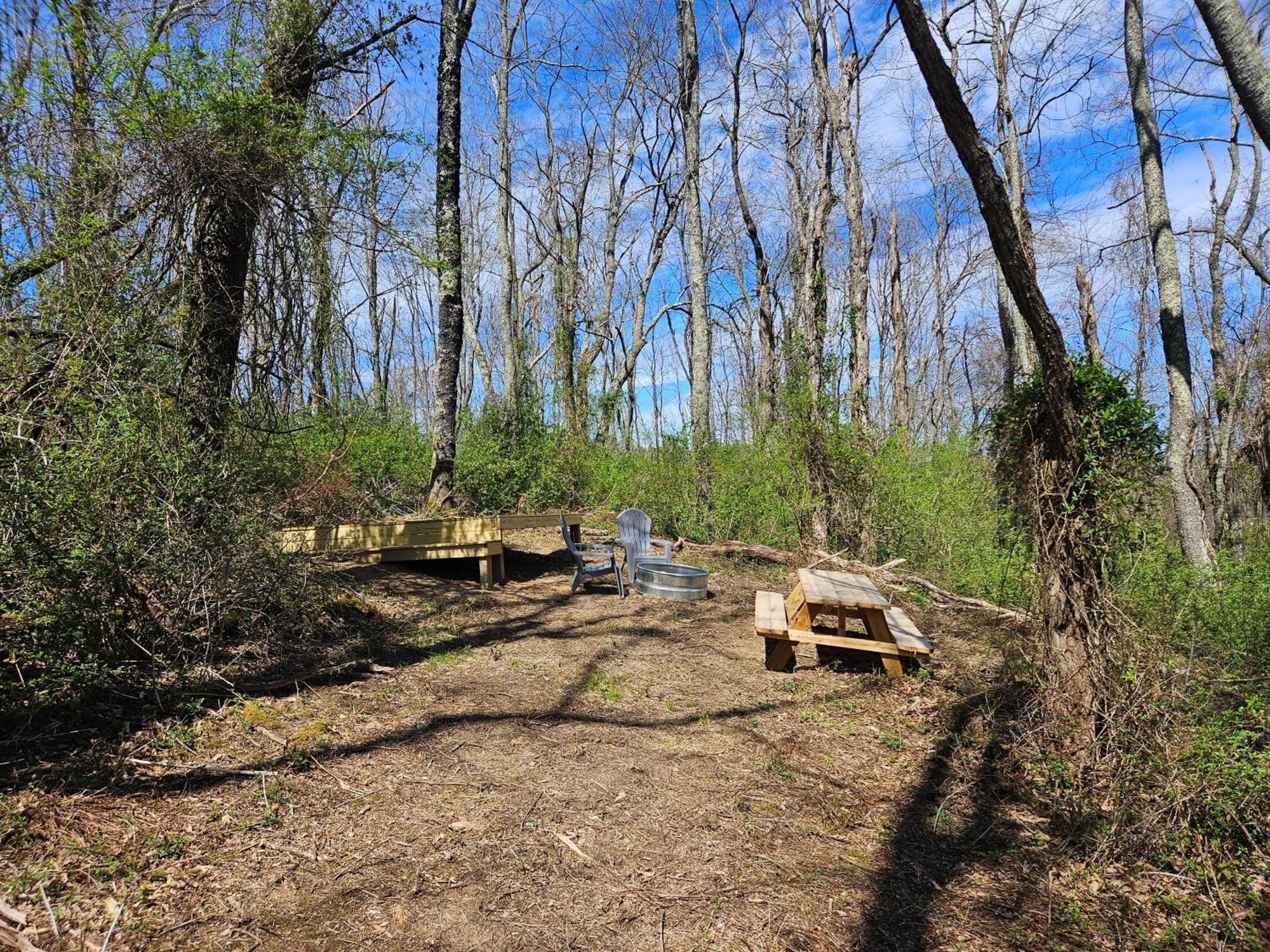 Cardinal Cove Campsite At Hocking Vacations - Tent Not Included Logan Ngoại thất bức ảnh